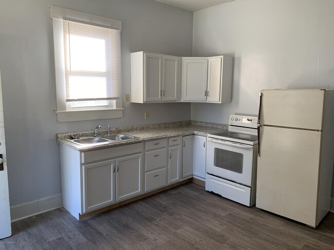Photo - 2121 Culbertson Ave Apartment Unit D
