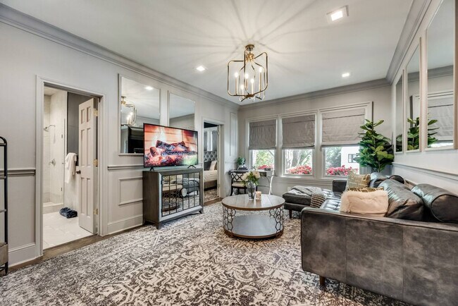 Photo - 4903 Worth St Unidad SI FL1-ID1571770P