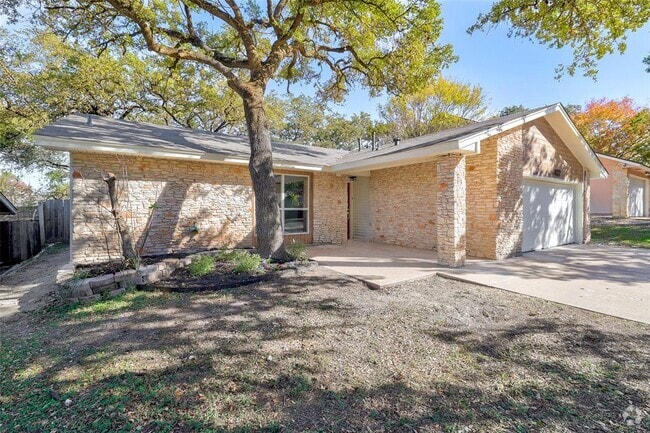 Building Photo - 402 Mulberry Dr Rental