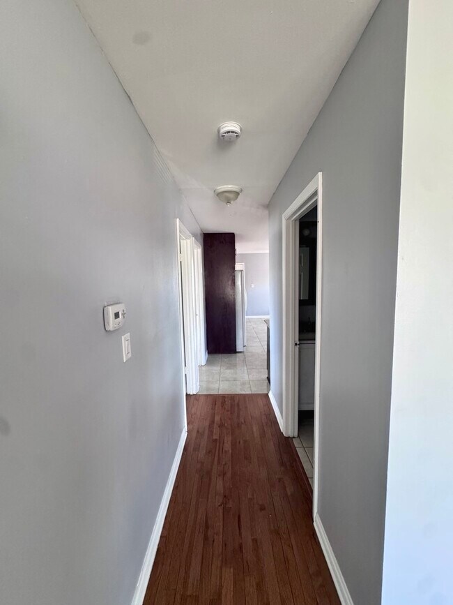 Photo - 43 W Ann St Unidad 3