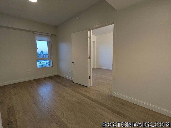 Photo - 55 Brighton Ave Unit 404