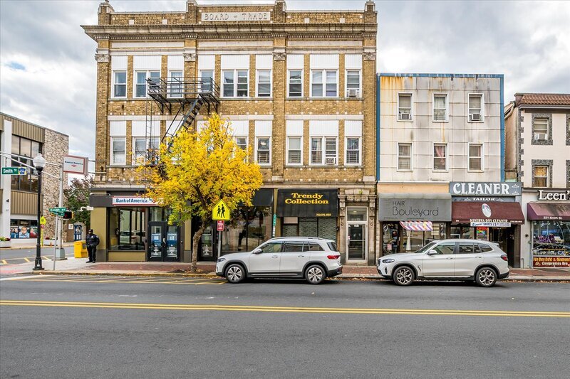 Photo - 217 Smith St