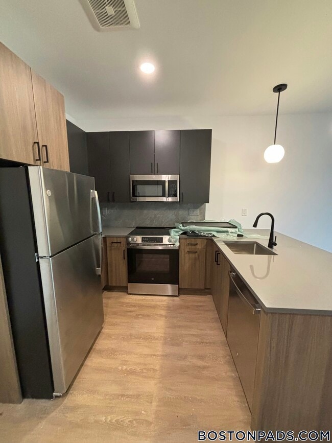 Photo - 199 Gardner St Unit 106