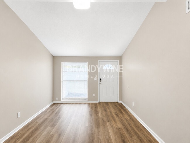 Photo - 8524 Pinehurst Dr