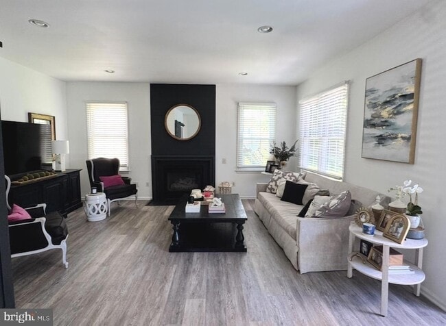 Photo - 8802 Copper Leaf Way