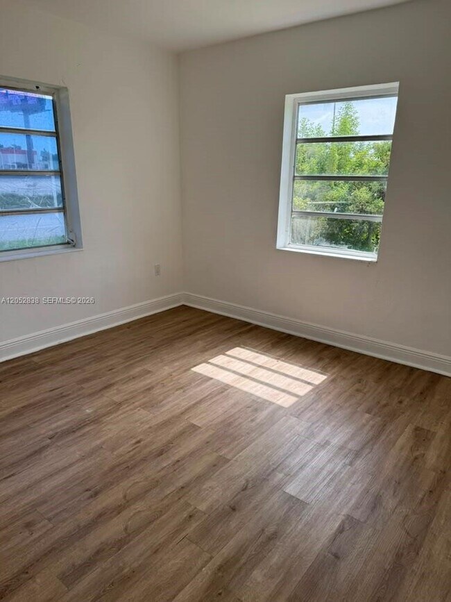 Photo - 1870 NW 167th St