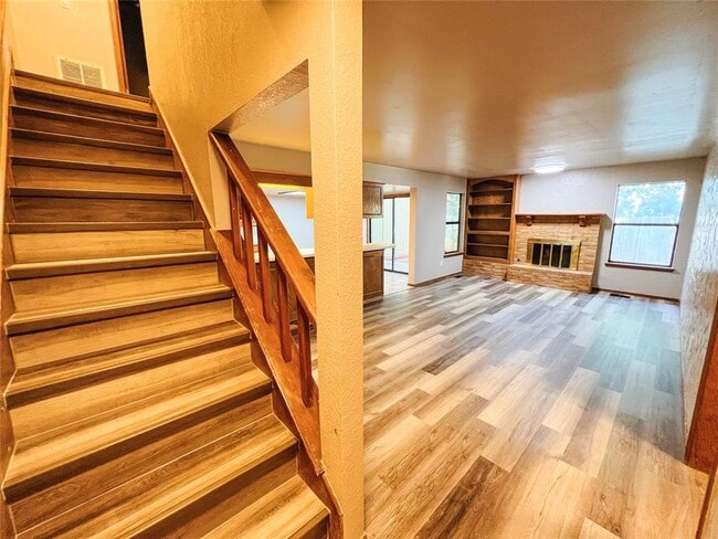 Photo - 213 Woodbridge Cir