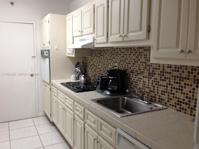 Photo - 100 Lincoln Rd Unidad 336