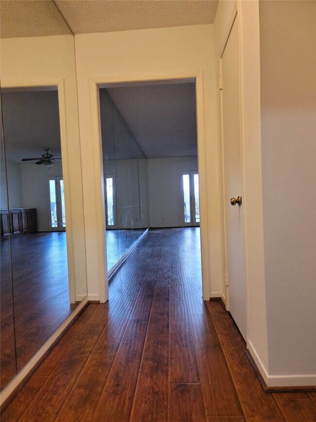 Photo - 2700 Bellefontaine St Unit B1