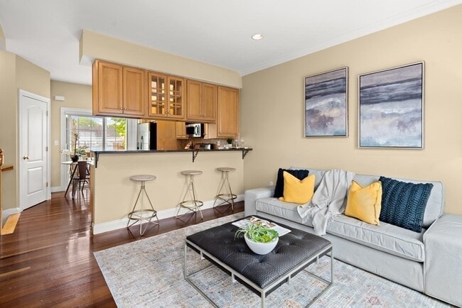 Photo - 72 Exchange St Unit 1