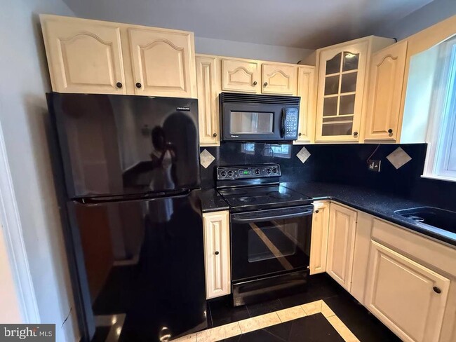 Photo - 8508 Forrester Blvd