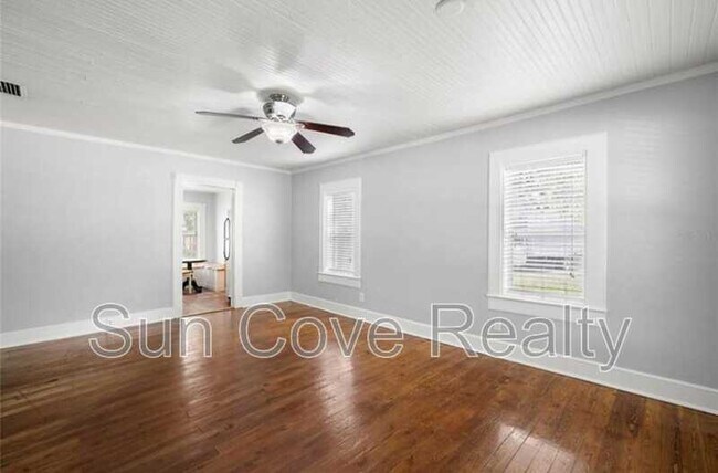 Photo - 1803 Douglas Ave