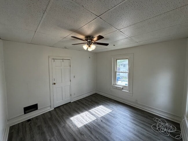 Photo - 121 S Third Street