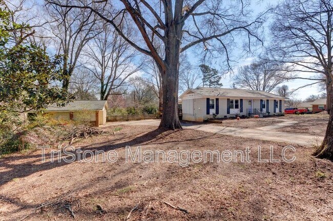 Photo - 3300 Valley Grove Rd