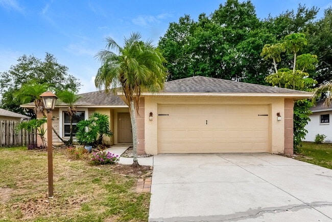 Photo - 4208 76th Dr E