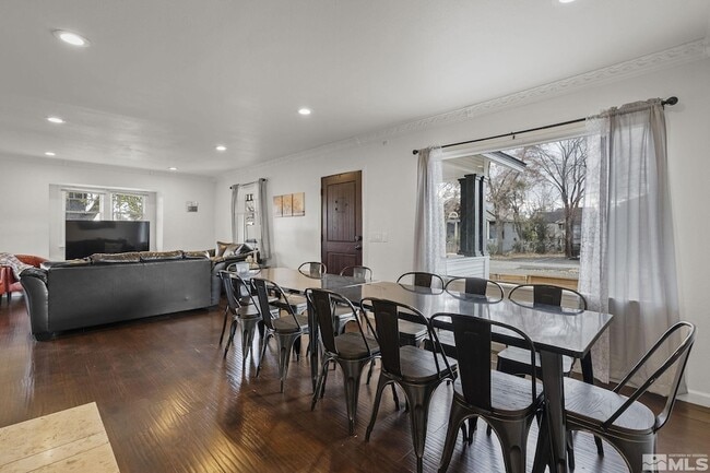 Photo - 125 Caliente St