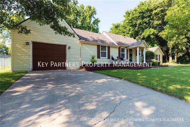 Photo - 1309 Linden Rd