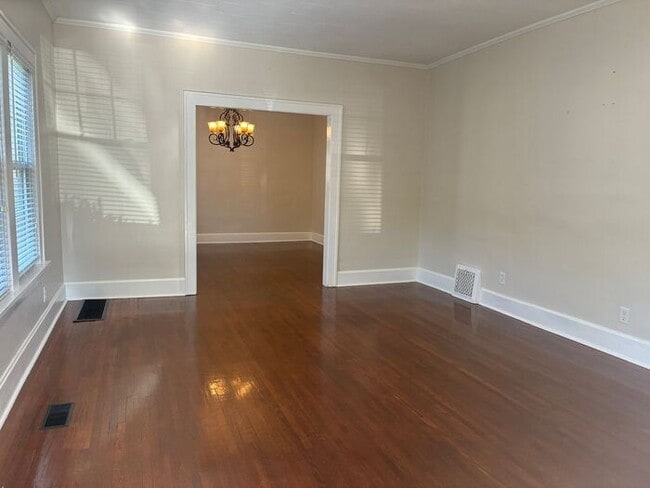 Photo - Charming North Side 2 Bedroom Home Near ISU Memorial Stadium!