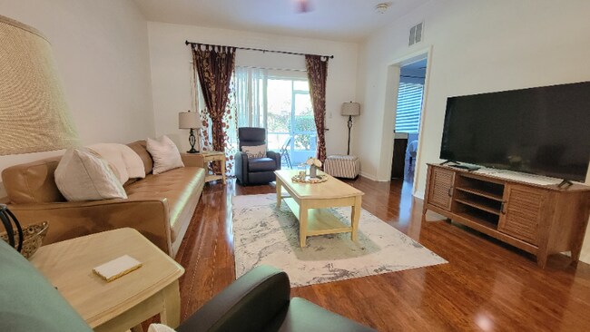 Photo - 6519 W Newberry Rd Unit A4