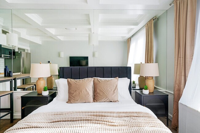 Photo - 240 W 73rd St Unidad FL5-ID1022020P