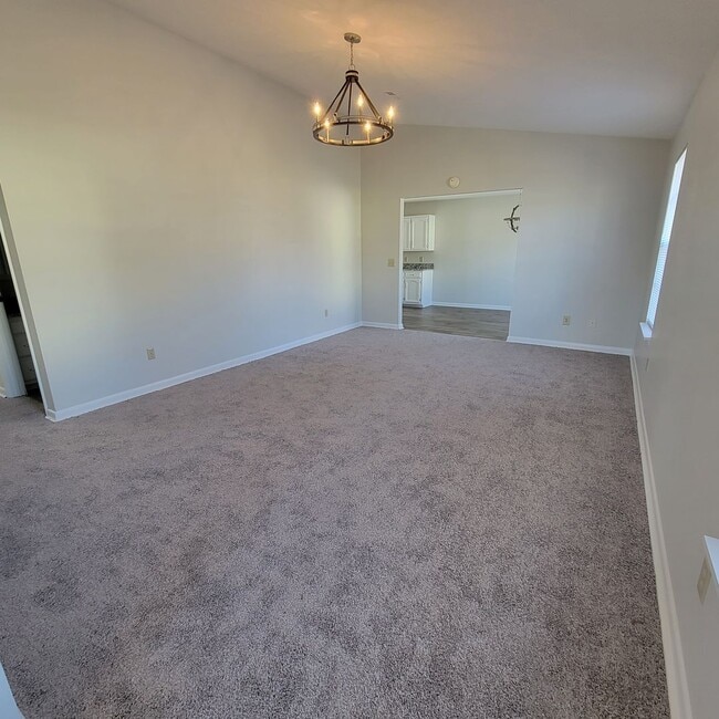 Photo - 3/2-Brick Ranch- Cookeville- 1 Car Garage