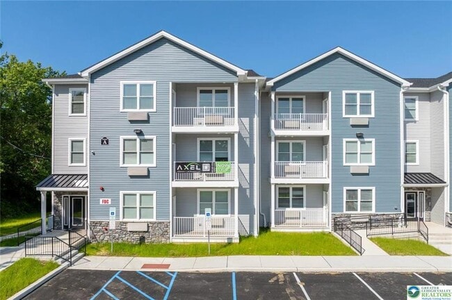 Photo - 948 N Front St Unit C-5