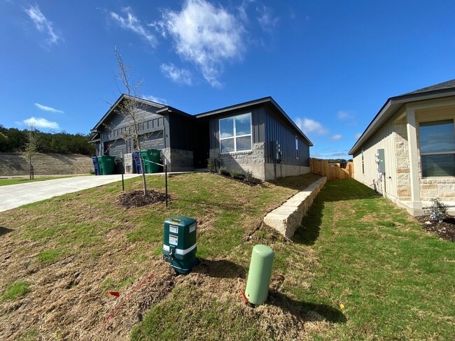 Photo - 648 Pacific Crest Trl