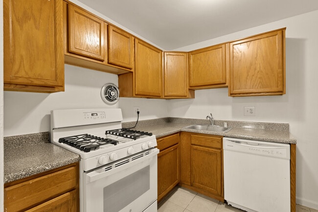 Photo - 5105 10th Pl S Unit 5105-202