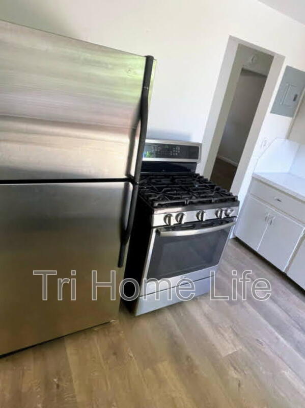 Photo - 9285 E 14th Ave