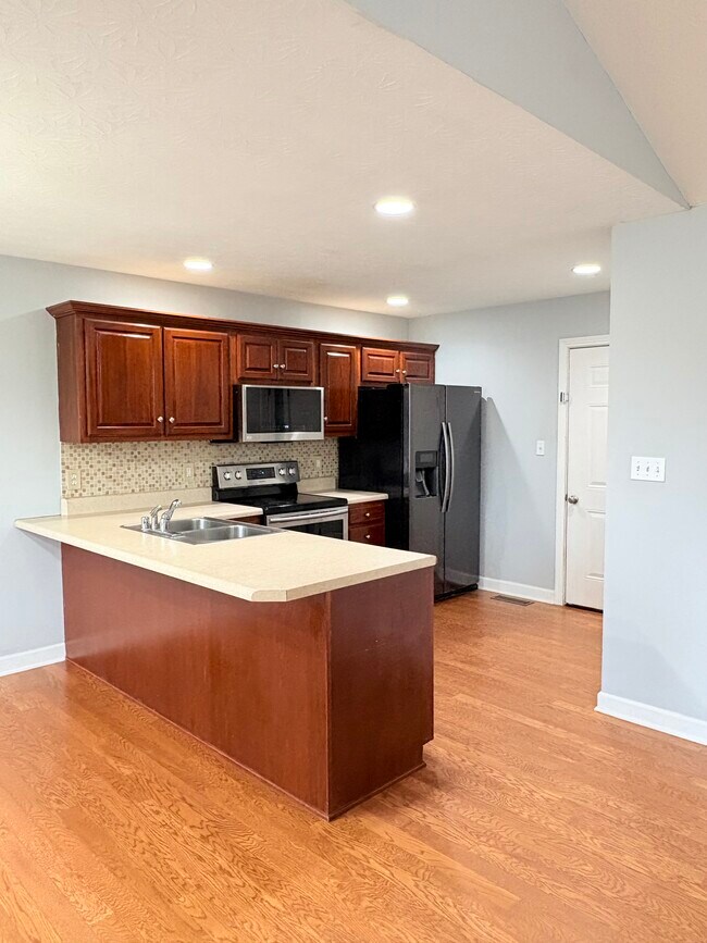 Photo - 567 Aries Ct