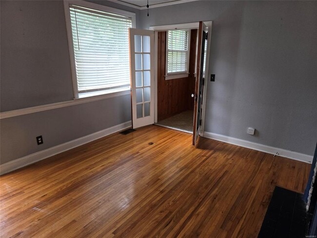 Photo - 110 Oak Forest Dr