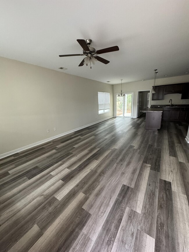 Building Photo - 6733 Wisteria Dr