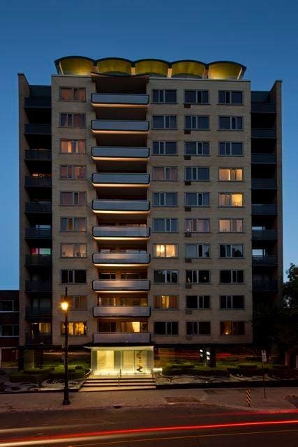 Building Photo - Apartments Tour Des Pins
