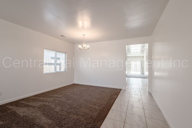 Photo - 4 bedroom, 2 Bath Home in the Desired Sout...