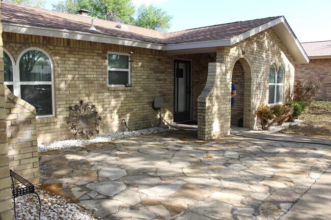 Photo - 89 Miller Dr House
