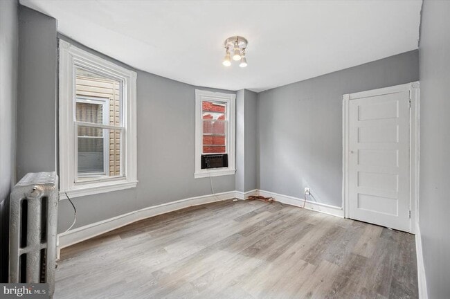 Photo - 5841 N 12th St