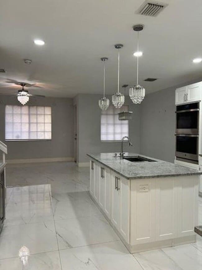 Photo - 1305 Lucaya Dr