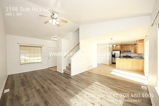 Photo - 4 Bedroom 2.5 Bathroom Home in Highland Ar...