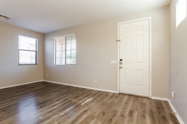 Photo - 3020 S 94th Ave