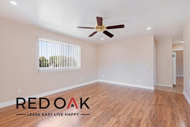 Photo - 2 Weeks Free + Low Deposit! Large Two Bedr... Unit 7