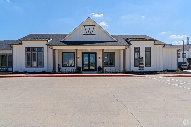 Leasing Office