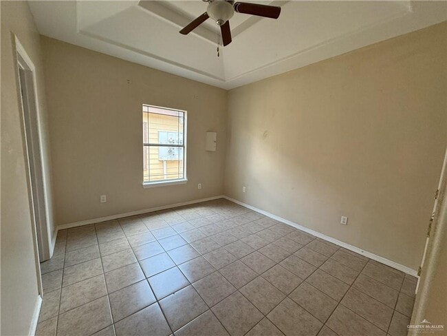 Photo - 31 N Linares St
