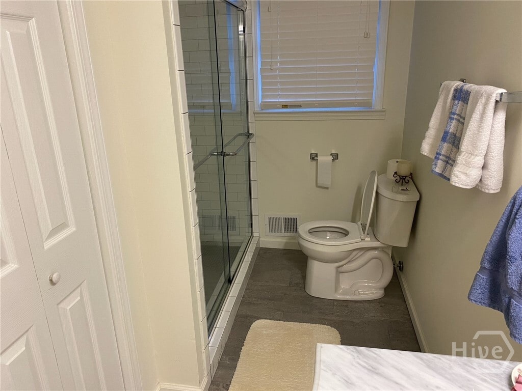 Photo - 245 Springdale St