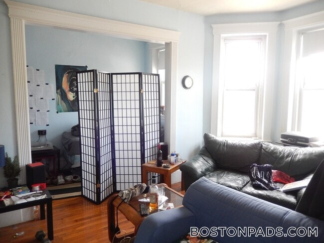 Photo - 1334 Commonwealth Ave Unidad 16