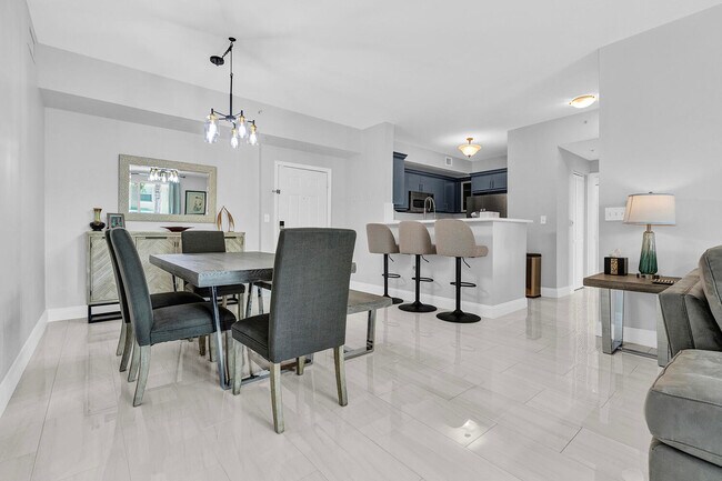 Photo - 802 W Windward Way Unit 217