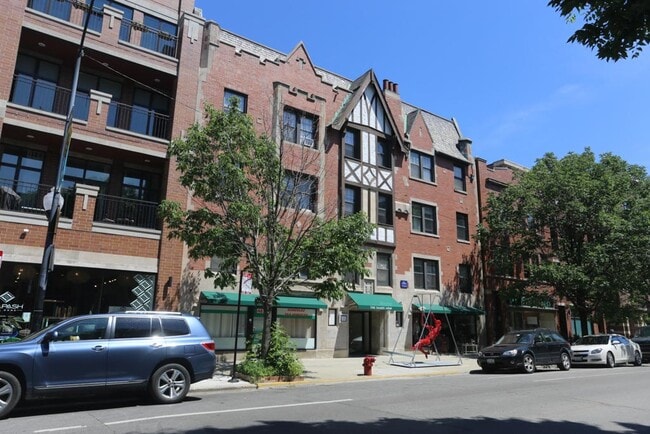 Building Photo - 4828 N Damen Ave Unit J02W