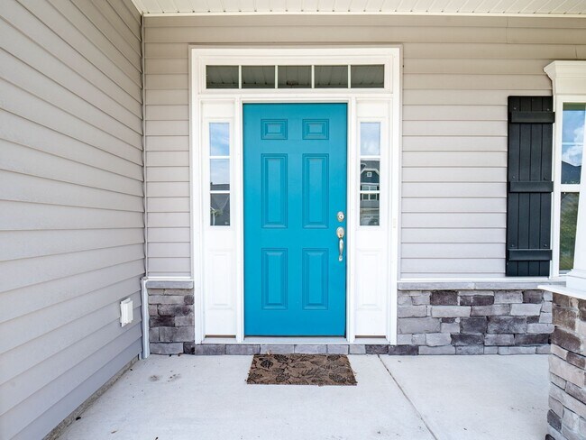 Photo - 909 Needlerush Rd