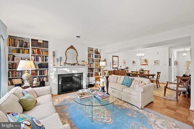 Photo - 42 Bouton Green Ct