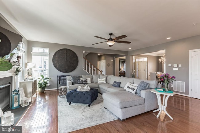 Photo - 2716 Beech Orchard Ln