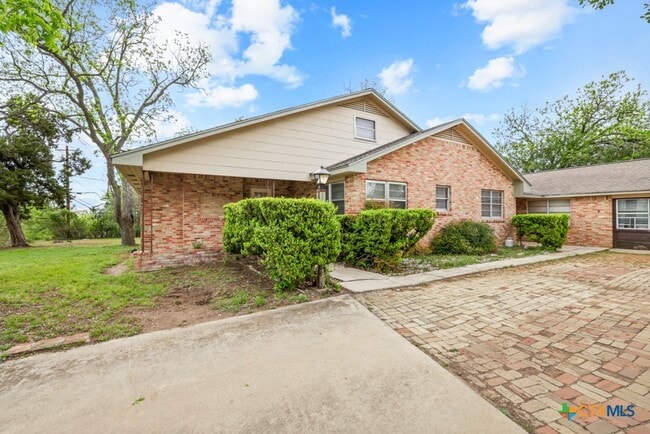 Photo - 1511 Ranch Rd 12